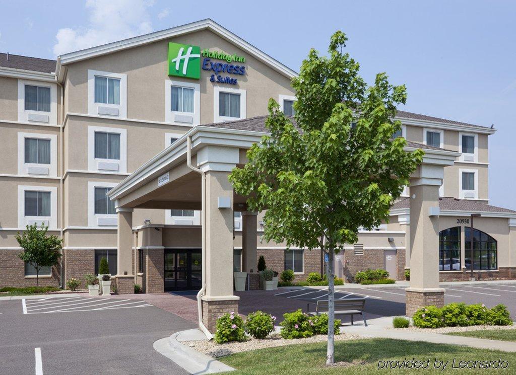 Holiday Inn Express Hotel & Suites Rogers By Ihg Exteriér fotografie
