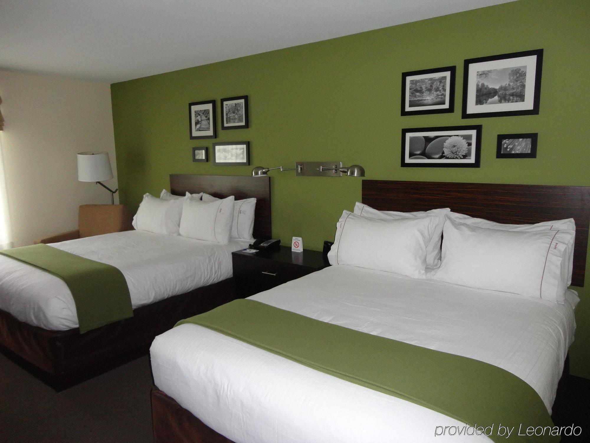 Holiday Inn Express Hotel & Suites Rogers By Ihg Exteriér fotografie