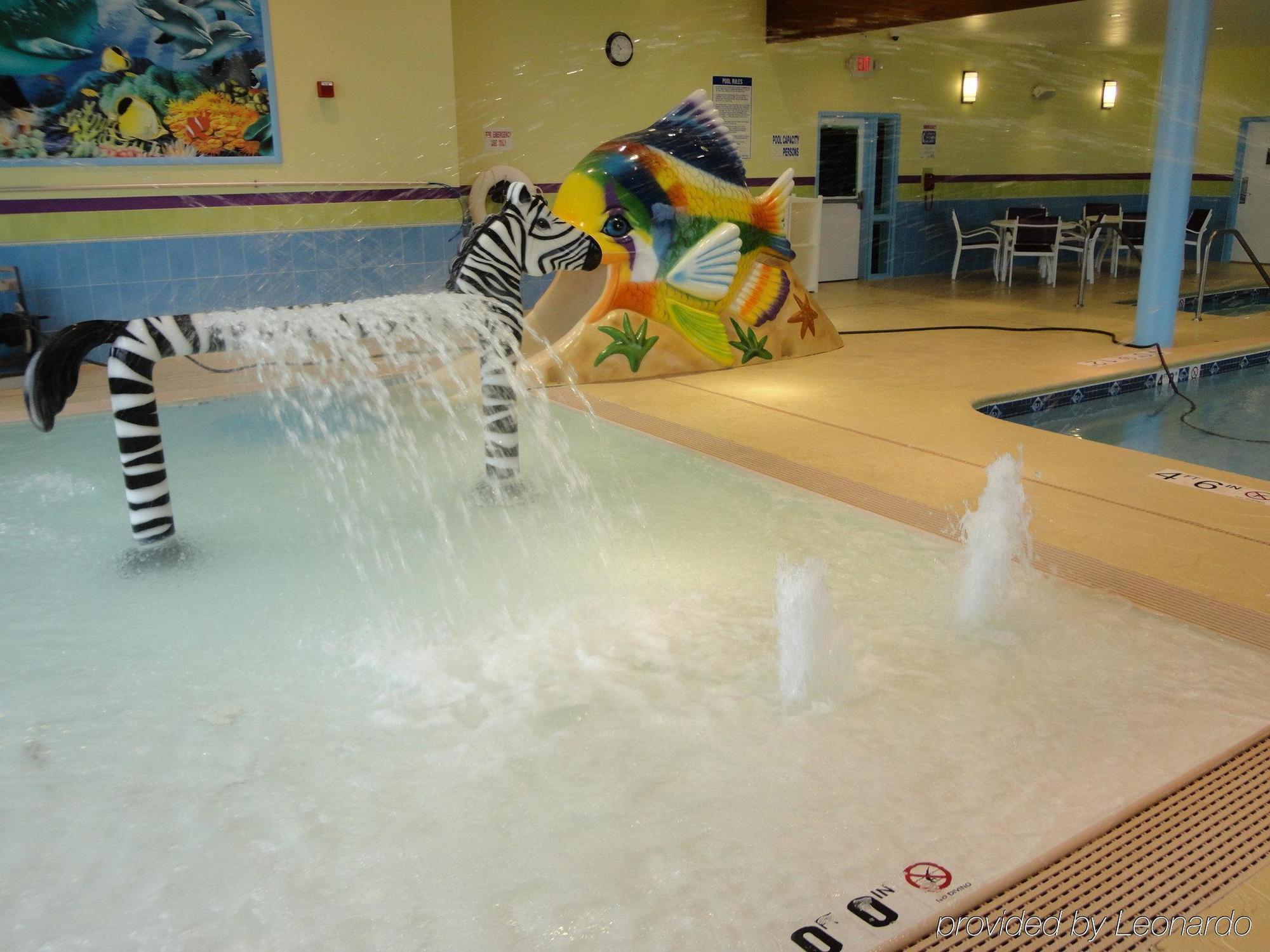Holiday Inn Express Hotel & Suites Rogers By Ihg Exteriér fotografie